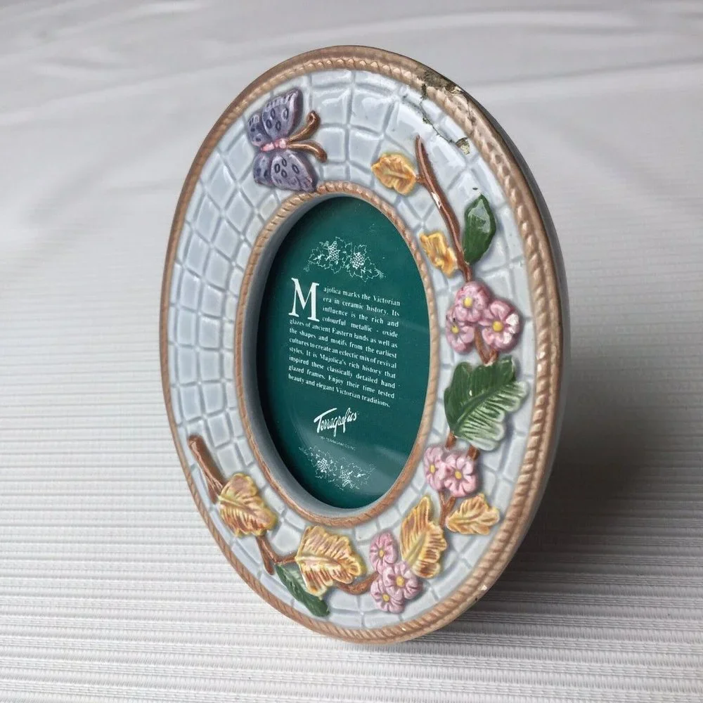 Terragrafics Victorian Majolica Style Oval Photo Picture Frame Hand Painted